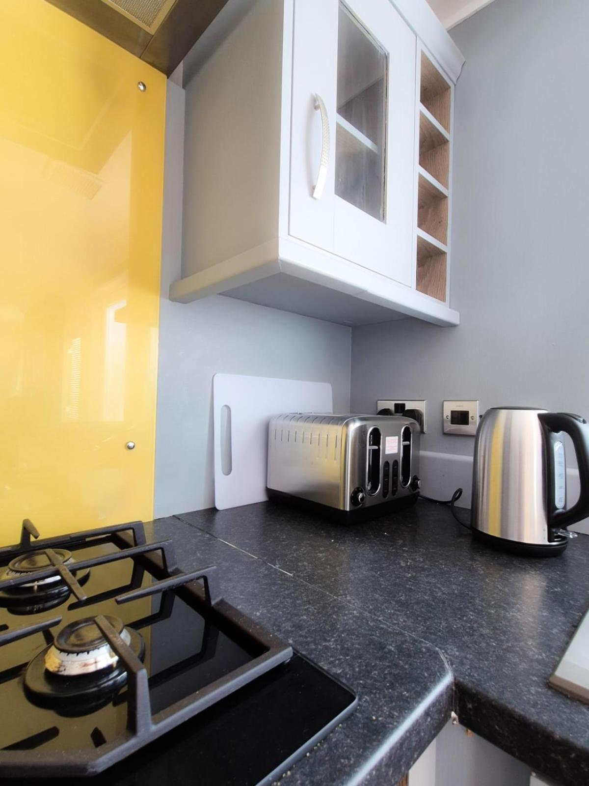 Whitstable Beaumont Hotel Seasalter Екстериор снимка