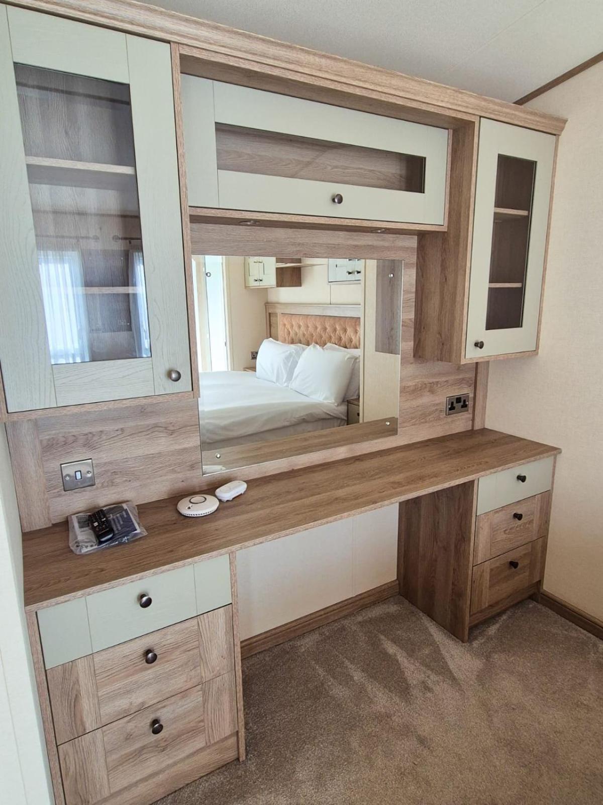 Whitstable Beaumont Hotel Seasalter Екстериор снимка